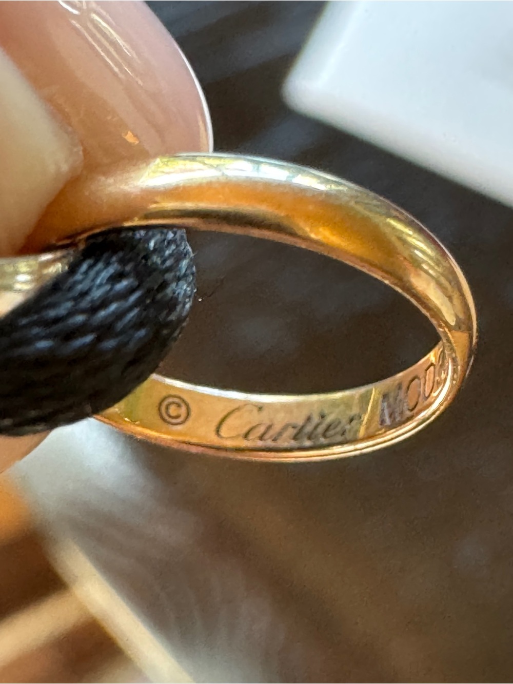 Cartier Trinity Bracelet with 18k rose, yellow, and white gold. - Picture 6 of 7